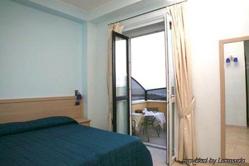 Hotel Del Mare Fiumicino Airport Chambre photo